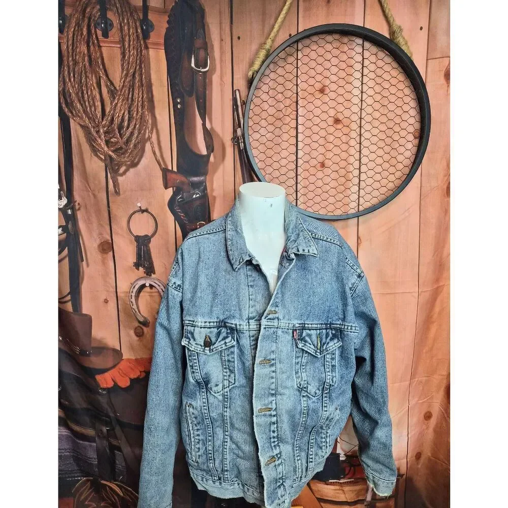 Vintage Levi's denim jacket